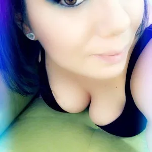 XDixiexRiotX from myfreecams