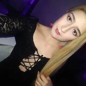 Samanthafx from myfreecams