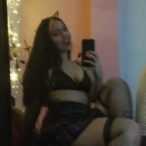 Ivonnelove from myfreecams