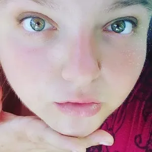 Katequeen24 from myfreecams