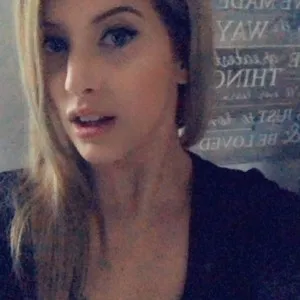 AmandaBelucci from myfreecams