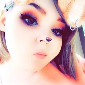 Baby_Faye227 from myfreecams