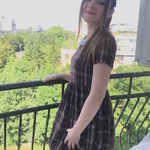 Little_Emmi from myfreecams