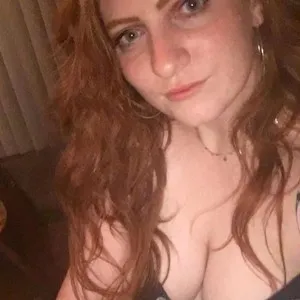 Gingersnac from myfreecams