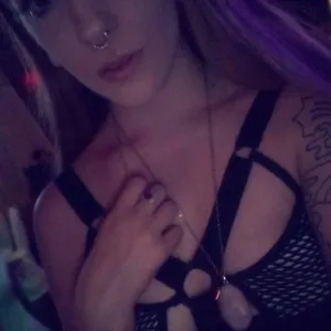 PonyoLovesHam from myfreecams