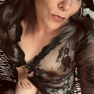 Bizylady7 from myfreecams