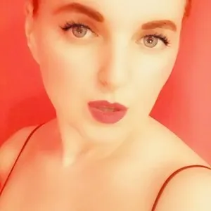 Rosiedasie from myfreecams