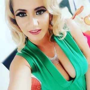 Andreea7 from myfreecams