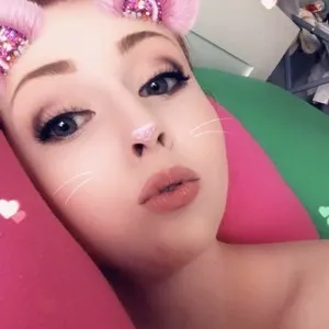 Glitter_Queen from myfreecams