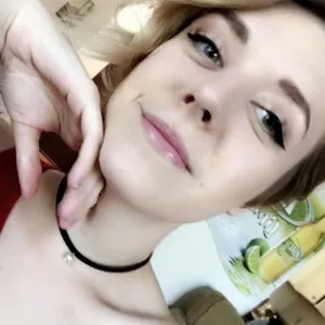 Cindytokes96 from myfreecams