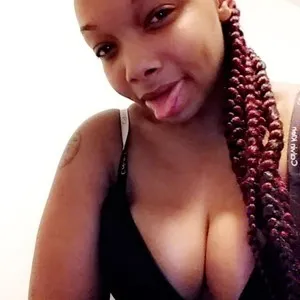 Mzhaz3l from myfreecams