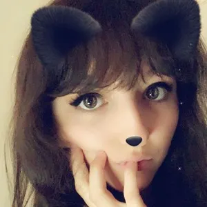 Lunalovesux from myfreecams