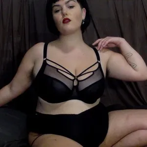 LilyGray95 from myfreecams