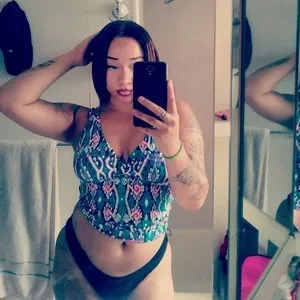 Thick_jade from myfreecams