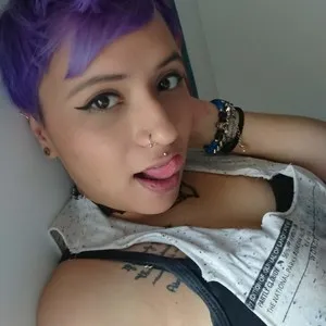 ToxicEmi from myfreecams