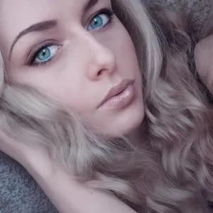 Aurora_s from myfreecams