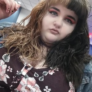 newporncams.com RyleeRosexxx livesex profile in fuck cams