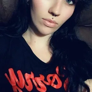 Bleuberree from myfreecams