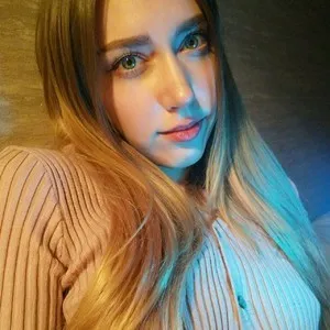 MintyBloo from myfreecams