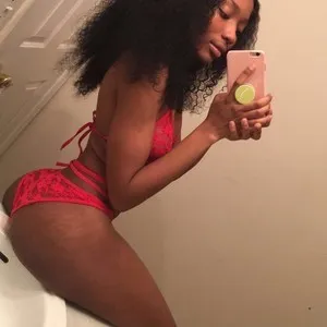 JaccieBrown from myfreecams