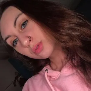 SativaLoveXO from myfreecams