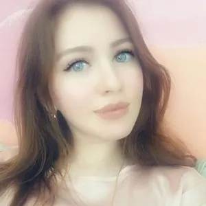 YammyCherry from myfreecams