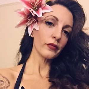 English_Rosie from myfreecams