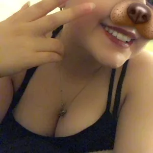 Amy21 from myfreecams