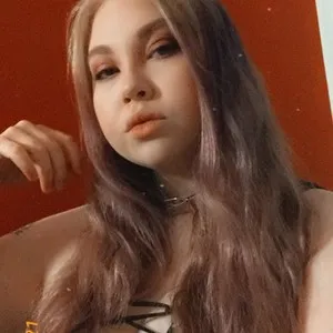 Lizzybabie from myfreecams