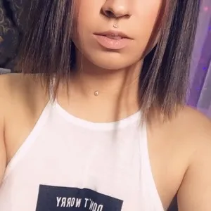 Blue_Kristal from myfreecams