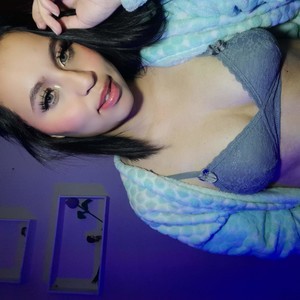 mfc Aurora62 webcam profile pic via free6cams.com