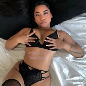 Babychinita from myfreecams