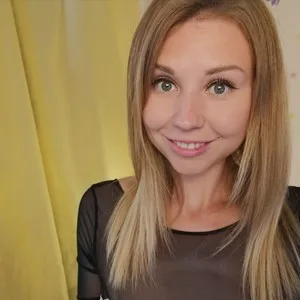 Rylaj from myfreecams