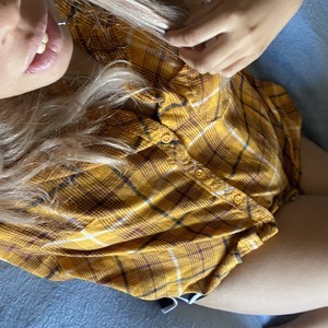livesexr.com NotEvenPretty livesex profile in goth cams