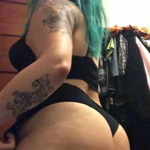 ThiccSucia420 from myfreecams
