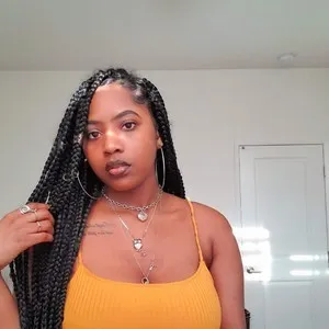 ChocolatePYT from myfreecams