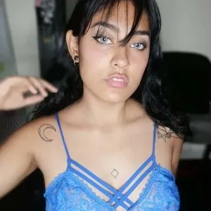 Verovero69 from myfreecams