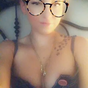 ToniTwin from myfreecams