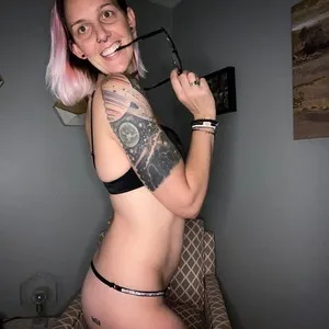 AlexxandRoxy from myfreecams