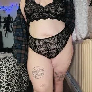 DixiieP4200 from myfreecams