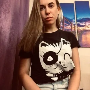 Sarahqueen7 from myfreecams