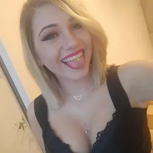 Nikki_shay from myfreecams