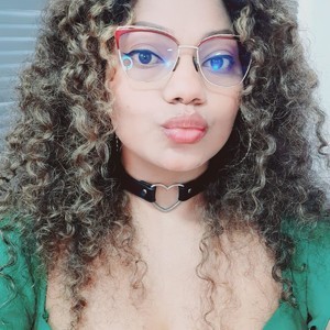 Cam girl Lupe_blue
