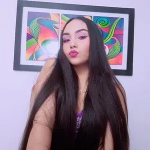 Queensura from myfreecams