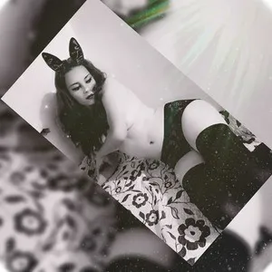 Rock_Crystal from myfreecams