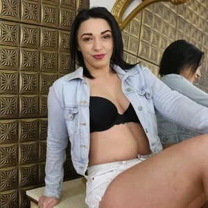 Miamiss99 from myfreecams