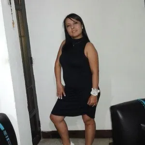 Latincougar_ from myfreecams