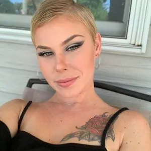 prettykitty39 from myfreecams