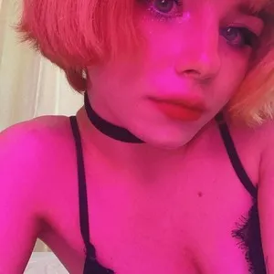 MinaSanna from myfreecams