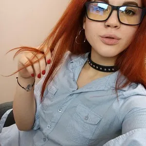 NensyF from myfreecams